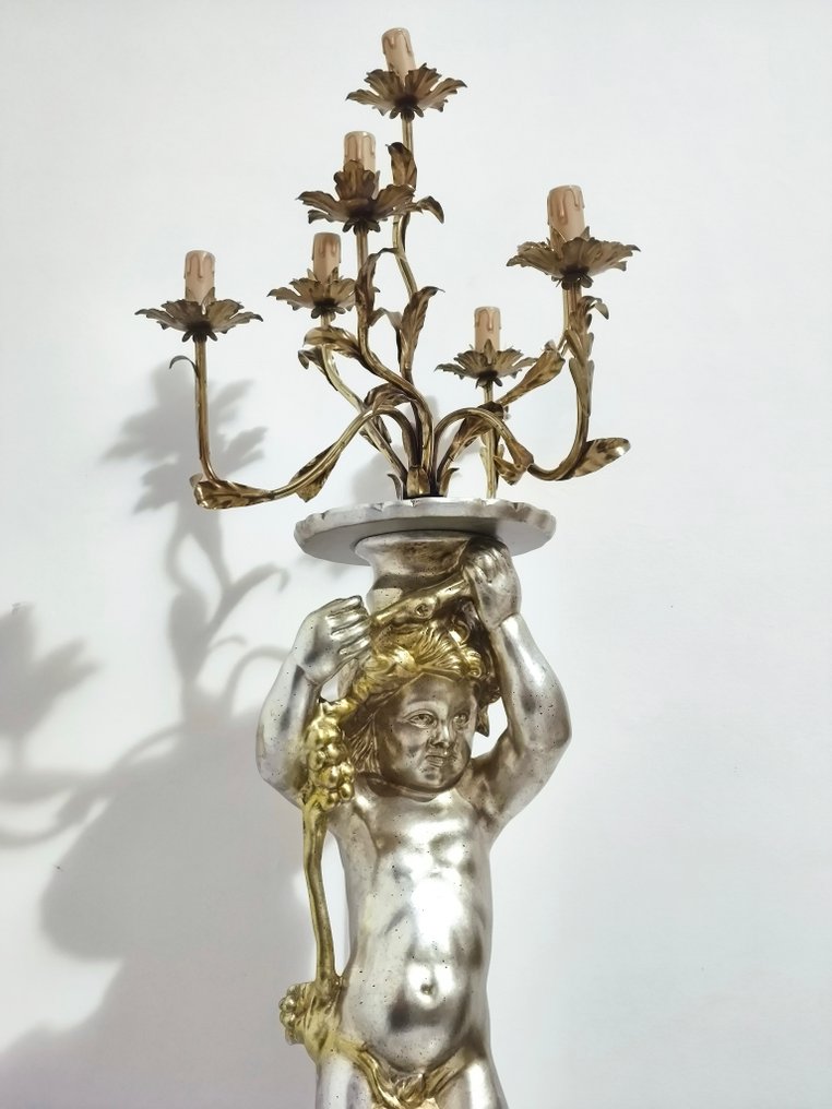 烛台落地灯 - 金属, 木 - 黑莫尔木雕地灯，银色饰面——7灯烛台 #4.3