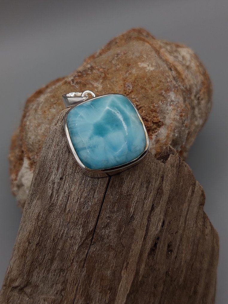 Pezzo Unico Gioiello in Argento 925 con Larimar Quality - Altezza: 35 mm - Larghezza: 24 mm- 12.1 g - Altezza: 35 mm - Larghezza: 24 mm- 12.1 g - (1) #3.2