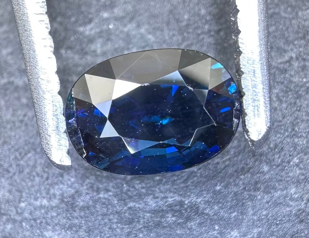 Blå Safir - 1.17 ct - Antwerp Laboratory for Gemstone Testing (ALGT) #2.1