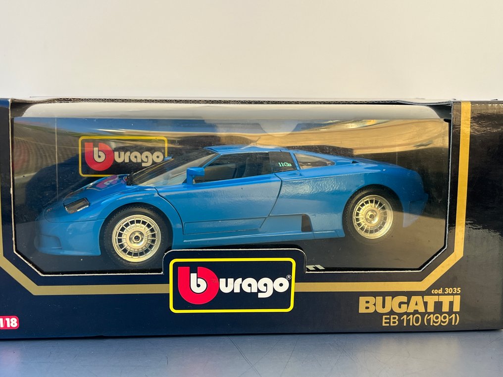 Bburago 1:18 - Model sports car - Bugatti EB 110 - Original 1992! From private collection! No Reserve! #2.1