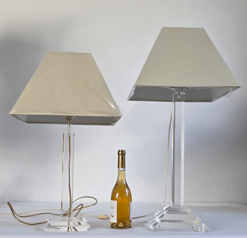 台灯 (2) - 亚克力玻璃 #1.0