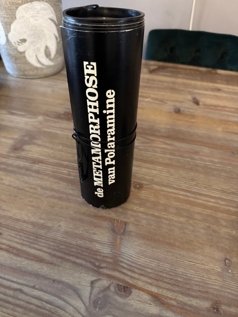 Maurits Cornelis Escher - Published by G.W. Breughel - Metamorphose #2.1