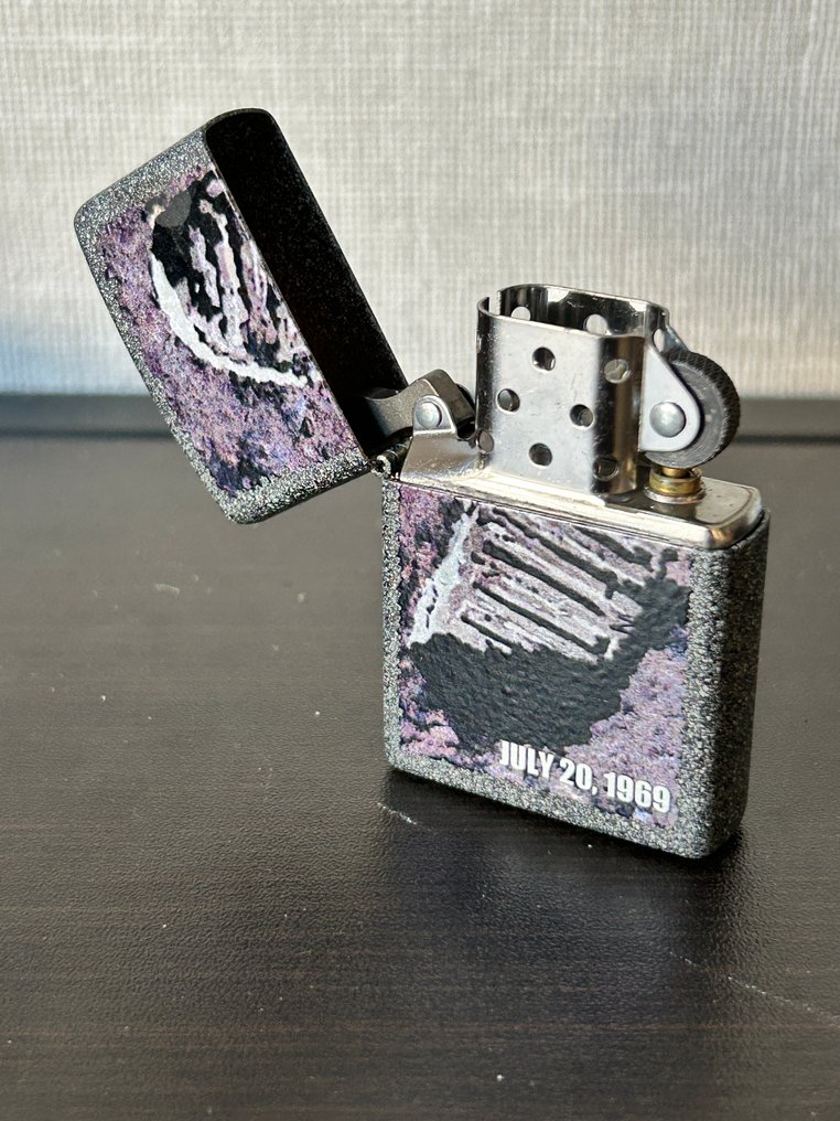 Zippo - K15 - maanlanding van Apollo op 20 juli 1969 - No Reserve Price - Lighter - Steel #1.0