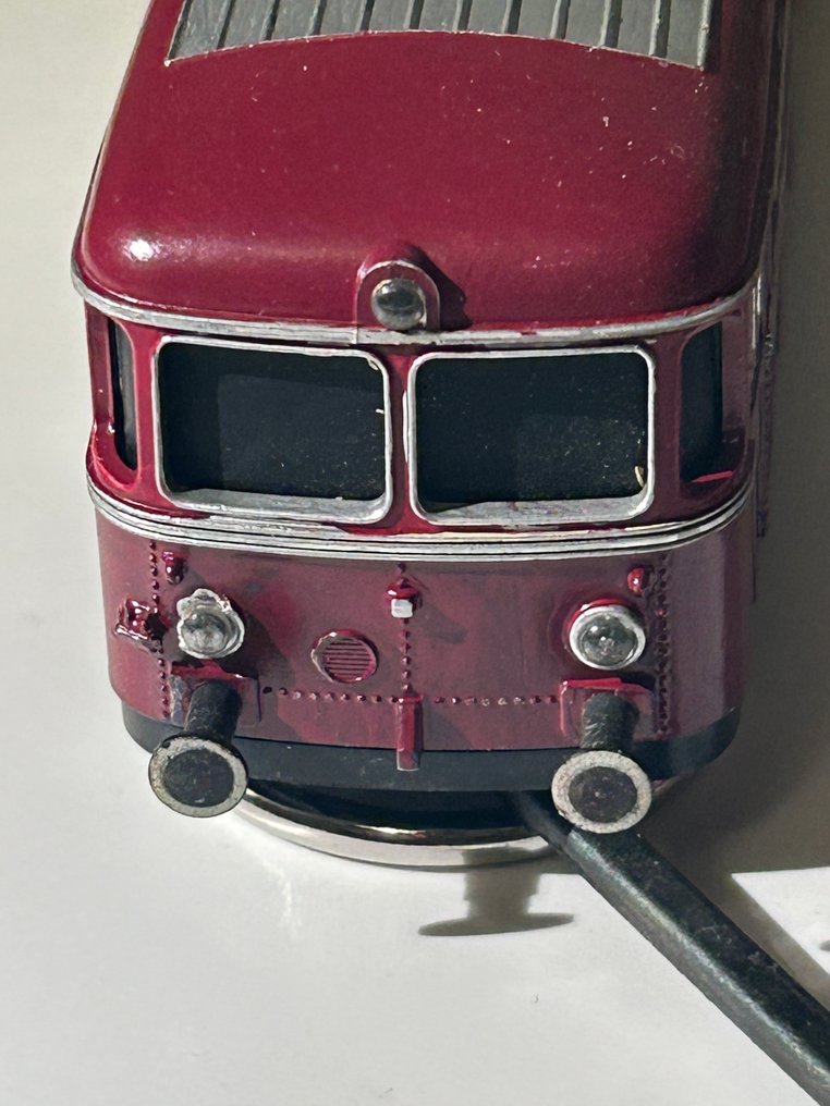 Trix International H0 - Model train railcar (2) - Pair of red DB railcars - DB #4.3