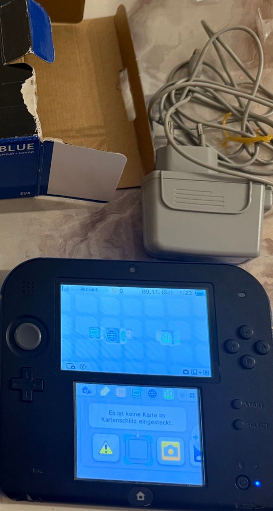 Nintendo - 2DS - Nintendo 2DS Black + Blue - Video game console - In original box #3.2