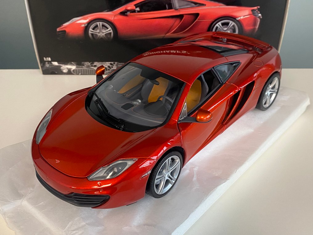 Minichamps 1:18 - Machetă mașină - McLaren MP4-12C 2011 - Superb colecționar în ediție limitată și epuizată. 1 din 2500 de exemplare în lume! #2.1
