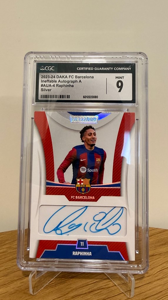 2023/24 DAKA FC Barcelona Raphinha Autograph /40 - CGC 9 Graded card #1.0