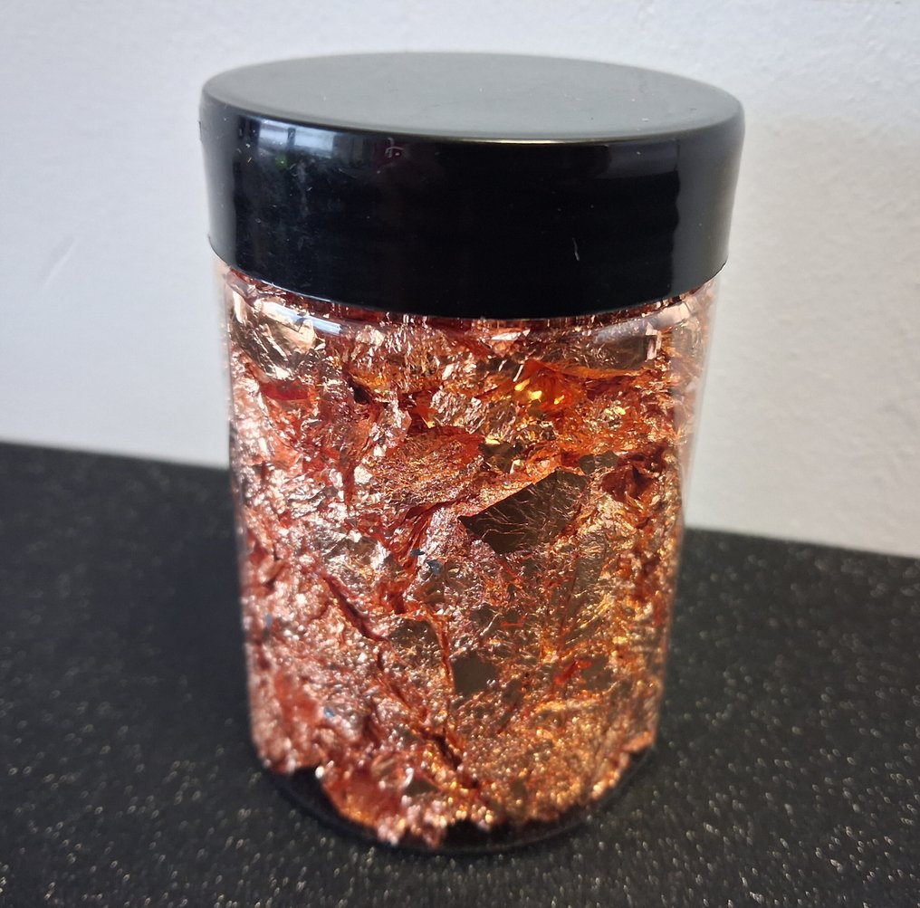 Rose Gold Leaf Flakes in a Box. 10g. - Height: 0 cm - Width: 0 cm- 10 g - (1) #1.0