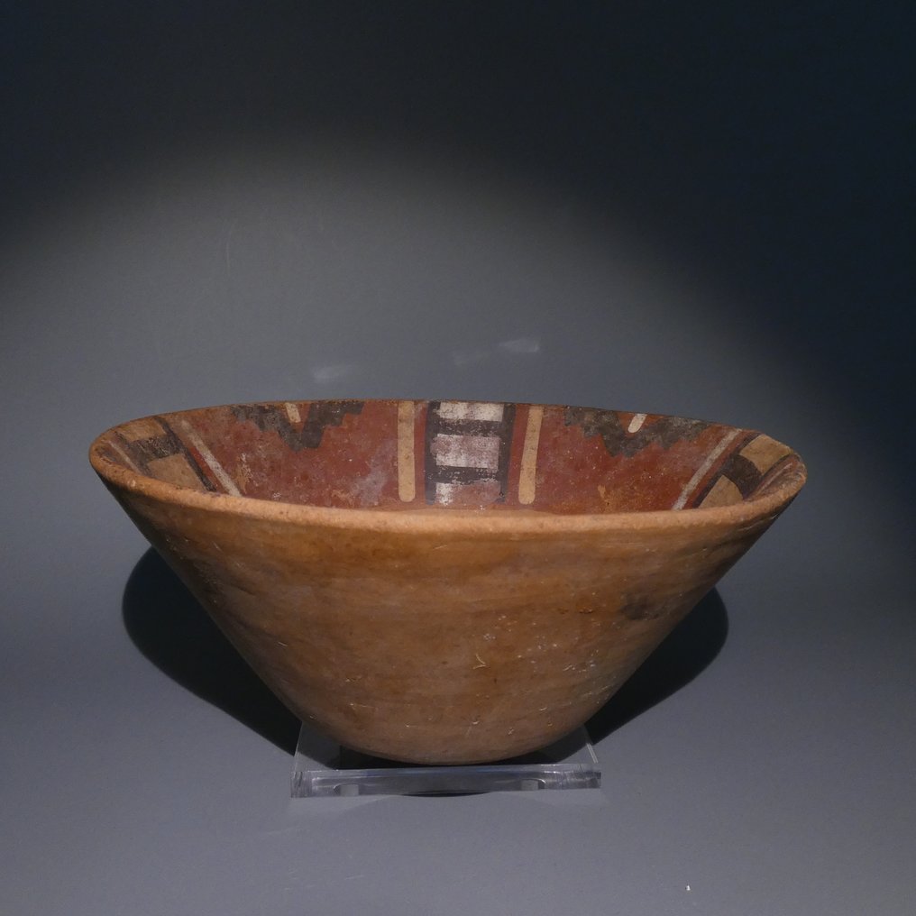 Nazca - Huari, Peru Terracotta, Pottery Plate decorated. 19,5 cm D. c. 200 - 600 AD. Spanish Import License. #1.0