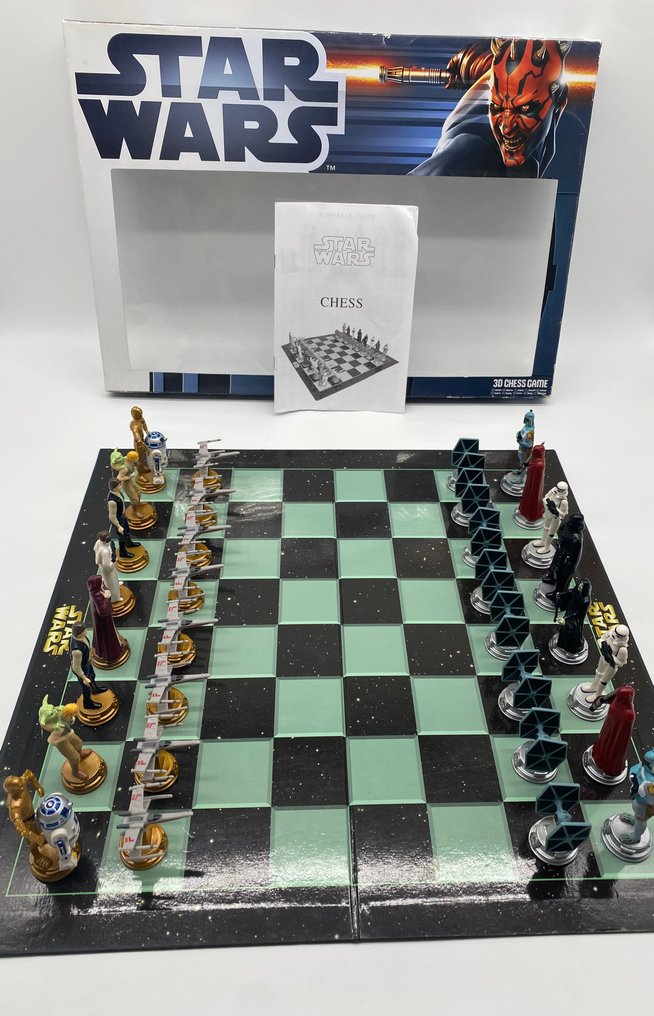 Lucas Film - Chess set - Jeu d'échecs 3D Star Wars vintage - Plastic #1.0