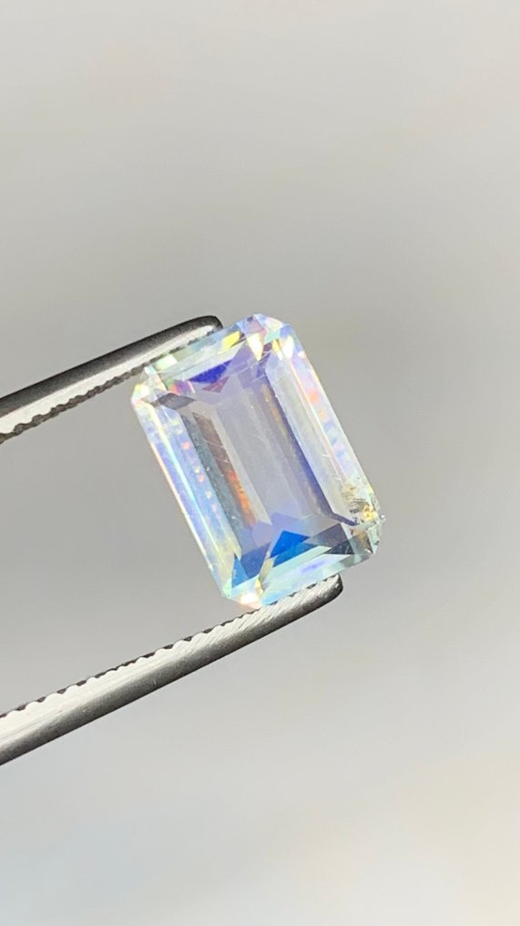 Nincs minimálár Színtelen, Többszínű Holdkő - 3.66 ct - Nemzetközi Színes Drágakő Szövetség (ICA GemLab) - Labradorit - Szivárvány Holdkő #2.1