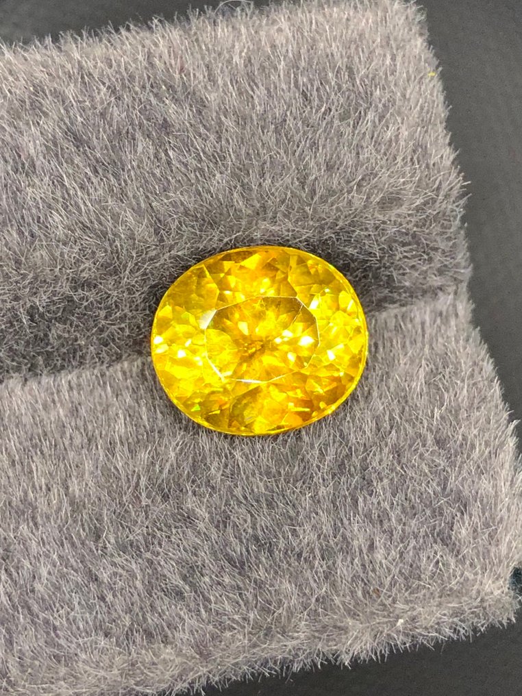 没有保留价 - 1 pcs 黄色 闪锌矿 - 5.73 ct - 国际有色宝石协会(ICA GemLab) #2.1