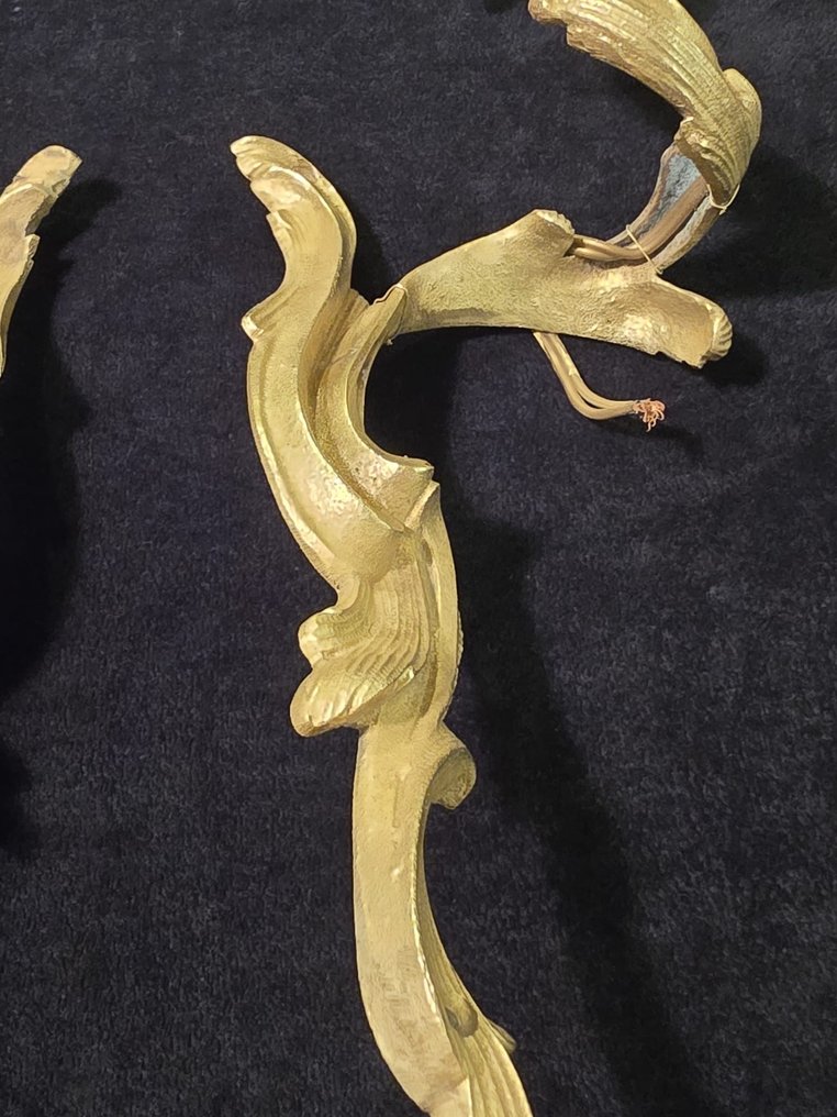 Aplică de perete (2) - Bronz aurit - Aplicații din bronz aurit #2.1