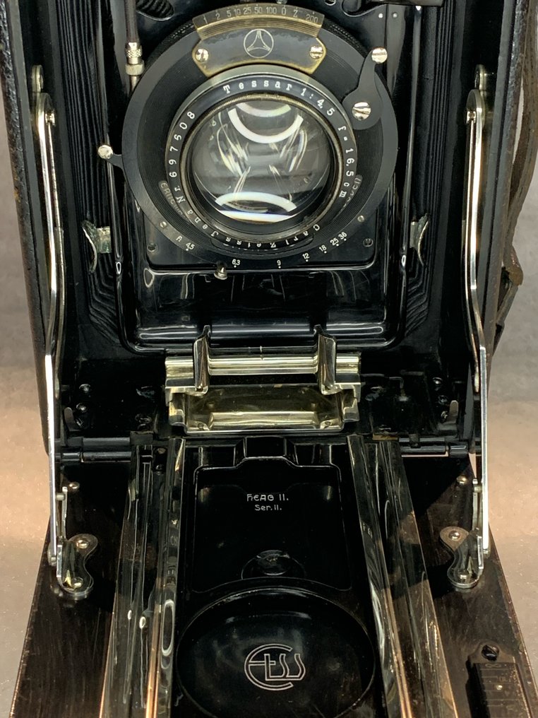 Ernemann Heag II Ser. II met Carl Zeiss Jena Tessar 4,5/16,5cm | Analoge Kamera #4.3