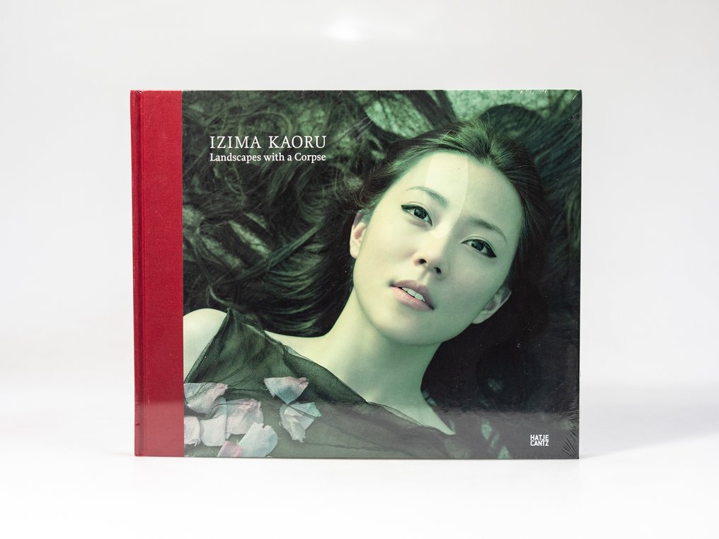 Izima Kaoru - Landscapes with a Corpse - 2008 #2.1