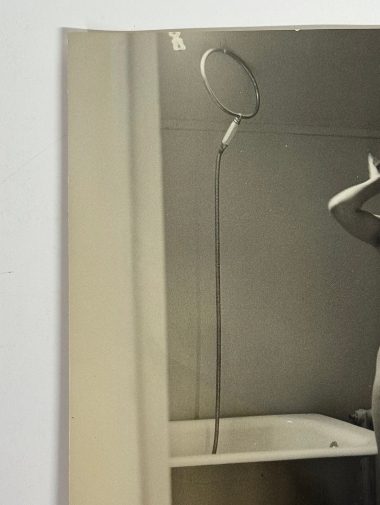 Daniel Grémi - Modèle nue artistique " Toilette Matinale " #1.0