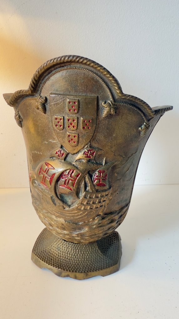 花瓶 - 铜绿青铜 #1.0