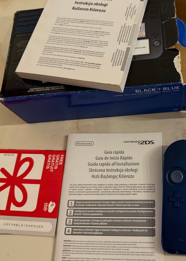 Nintendo - 2DS - Nintendo 2DS Black + Blue - Video game console - In original box #4.3