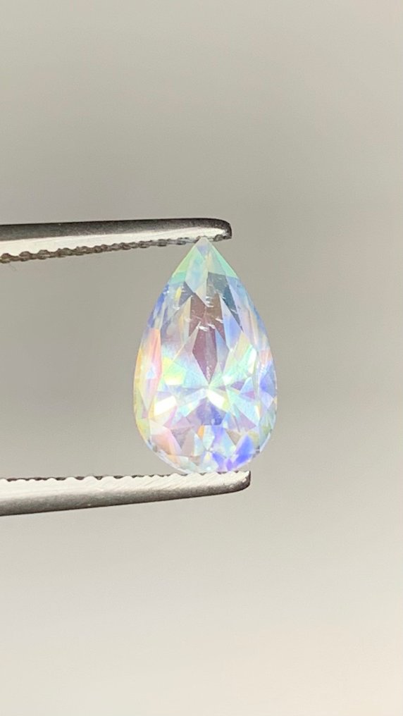 Zonder minimumprijs Kleurloos, Meerkleurig Maansteen - 2.28 ct - nternational Colored Gemstone Association (ICA GemLab) - Labradoriet - regenboogmaansteen #4.3