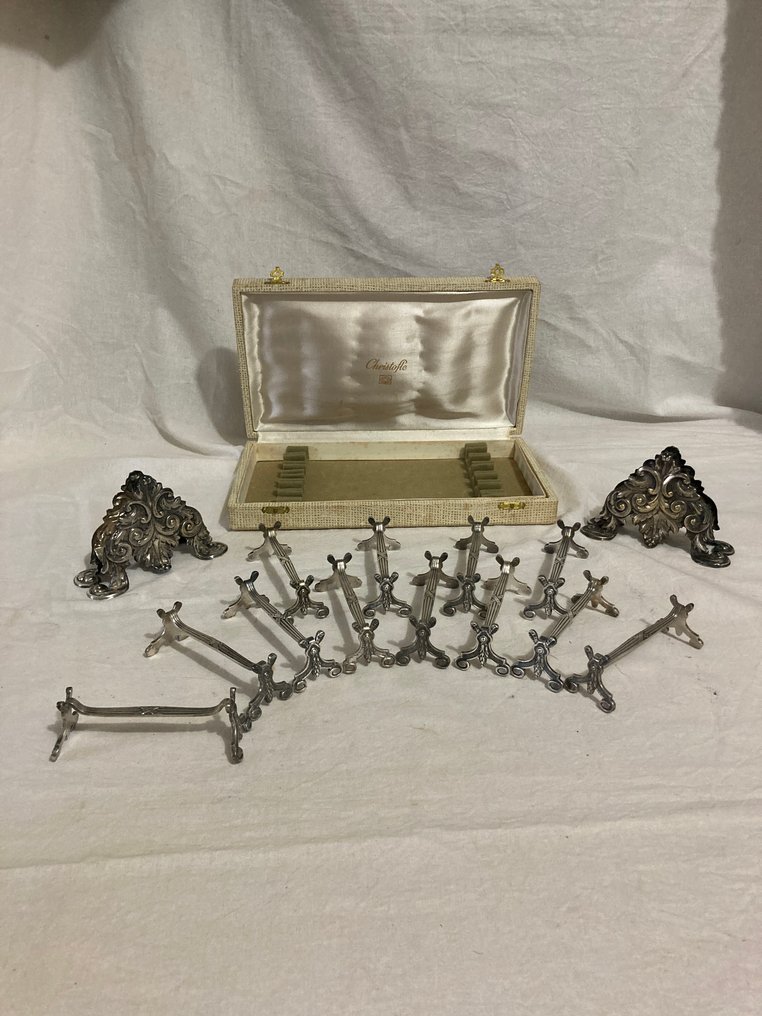 No Reserve Price, Christofle - Knife rest (15) - Splendide suite de 12 Porte couteaux signés - Silverplated #1.0