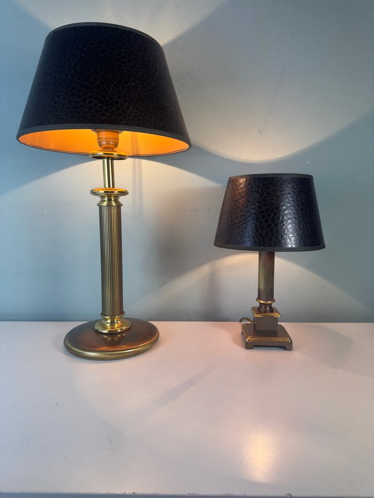 Herda - Table lamp (2) - Set of two luxury brass table lamps in an elegant Empire style from Herda Lighting. - Brass #1.0