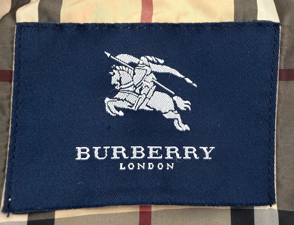 Burberry - 外套 #3.2