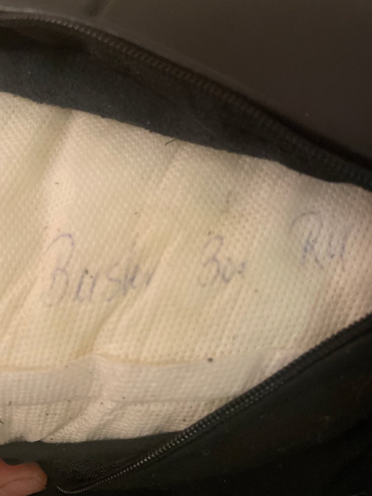 板凳 - 黑色皮革 #4.3