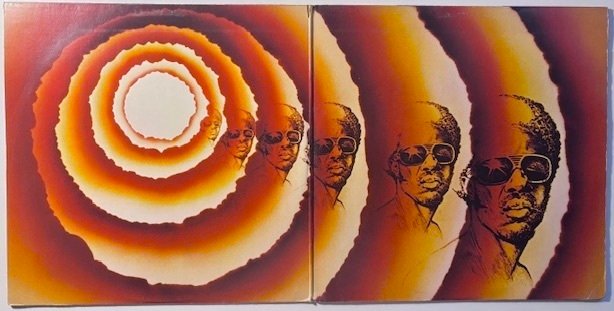 Stevie Wonder - 2 x LP: Songs In The Key Of Life + 1 x 7" record (four songs) + booklet 24 pages with lyrics - Disque vinyle - Premier pressage, 200 grammes - 1976 #3.2