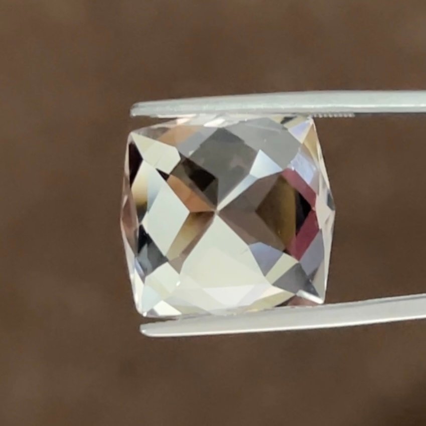 Ingen reservasjonspris Oransje Topas - 25.32 ct - Internasjonal forening for fargede edelstener (ICA GemLab) - Champagne Topaz #4.3