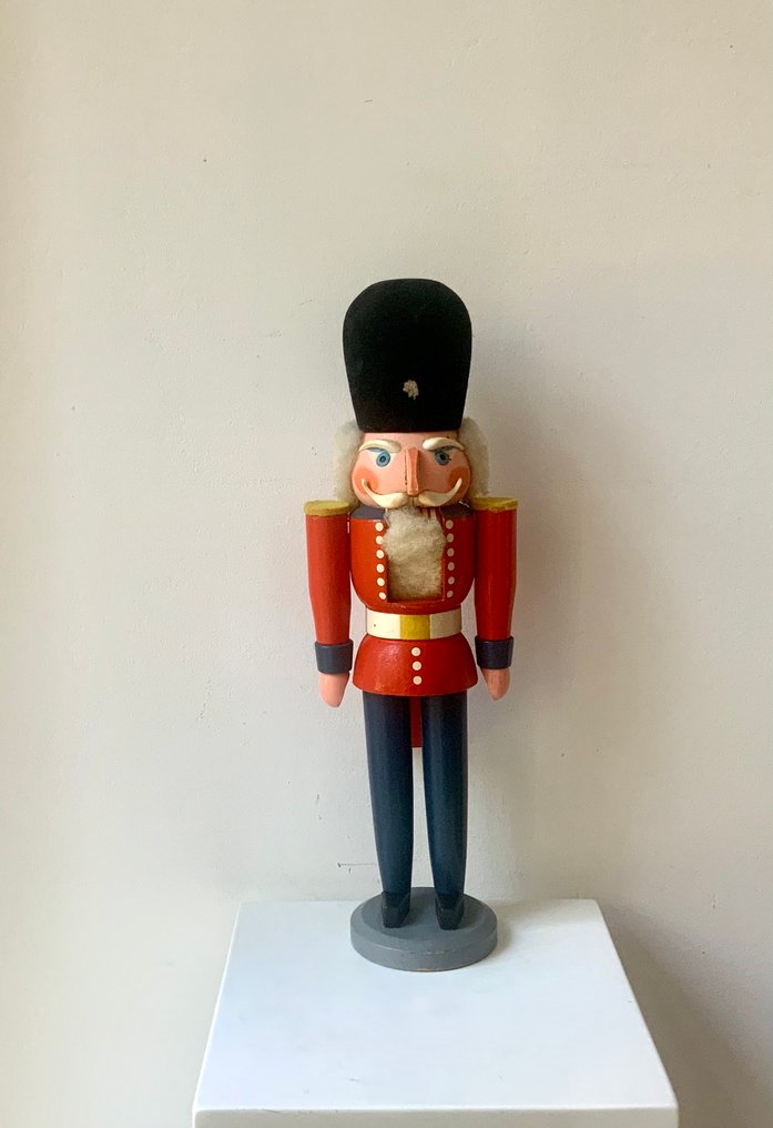 Christian Ulbricht - Karácsonyi figuradísz VEB Vero - angol gárda - Fa - 1960/70-es évek #1.0