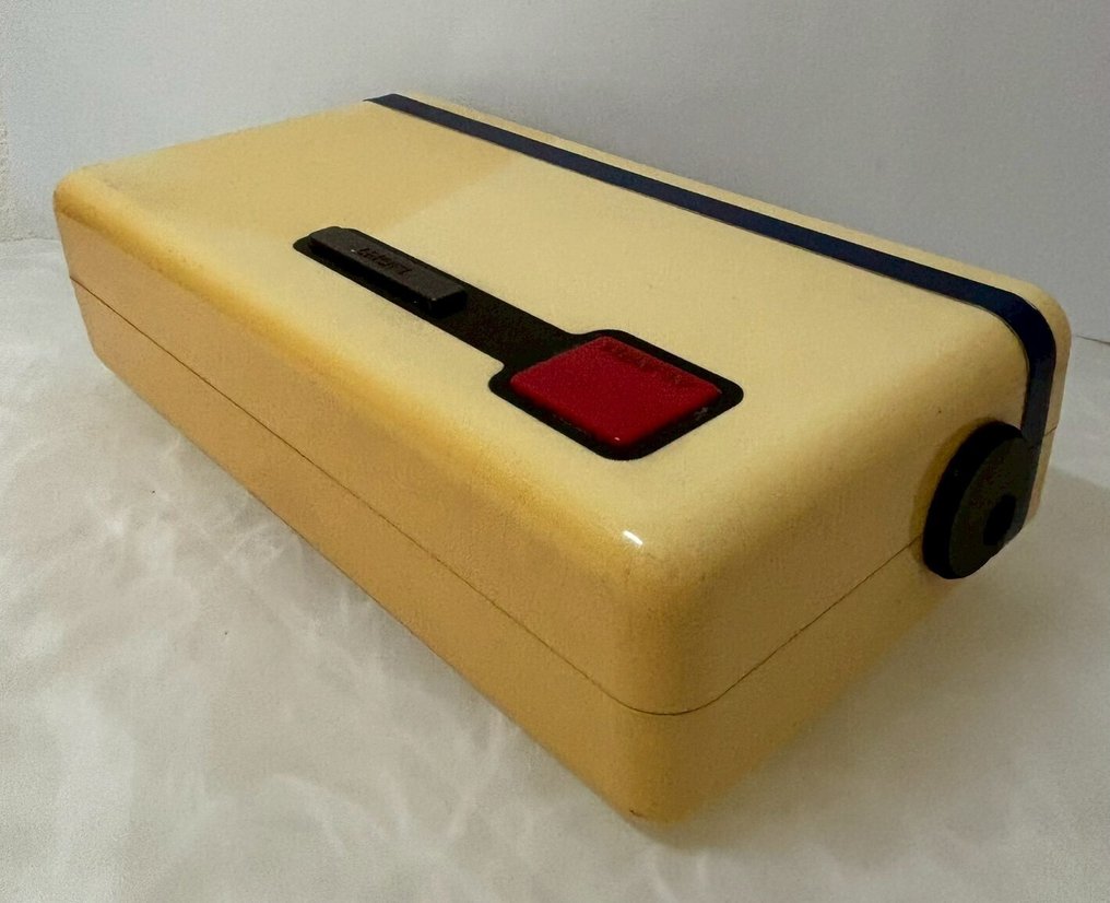 Table/desk clock - Plastic - 1970-1980 #4.3