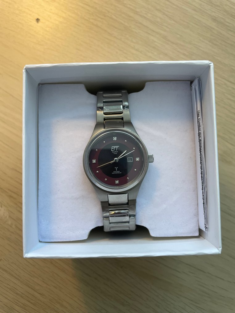 ETT - Unknown - Ingen reservasjonspris - Dame - 2000-2010  #3.2