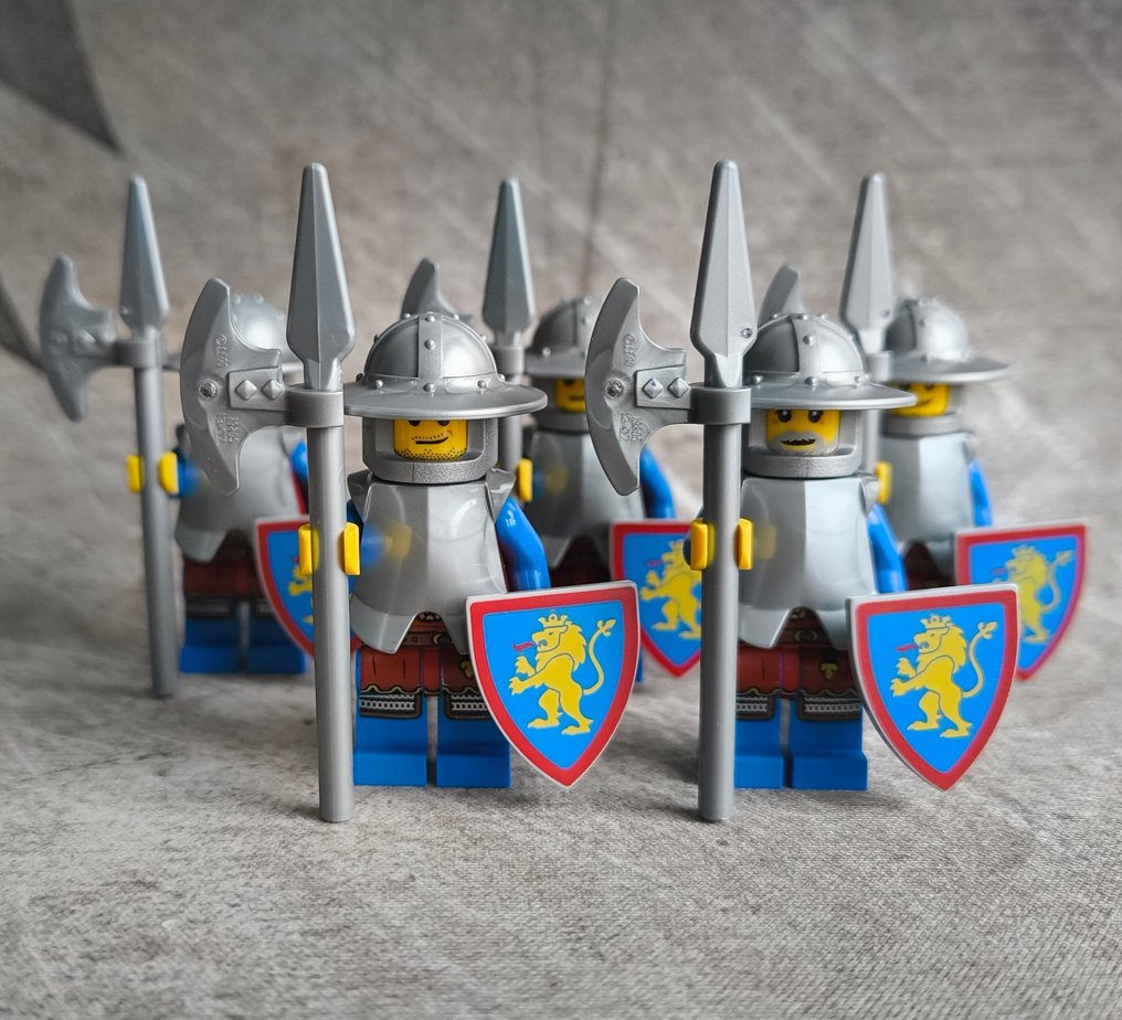 Lego Minifigure - Castle Fantasy - Lion Knights #1.0