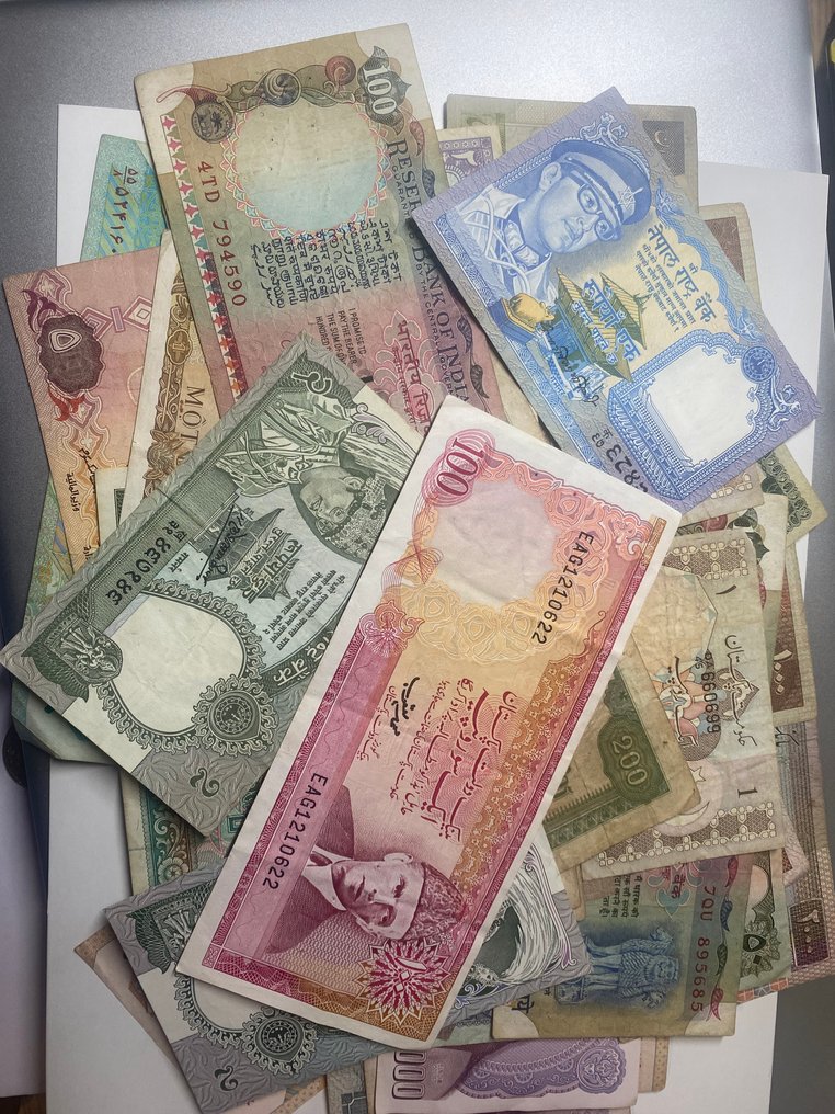 世界. - 50 banknotes - various dates  (没有保留价) #1.0