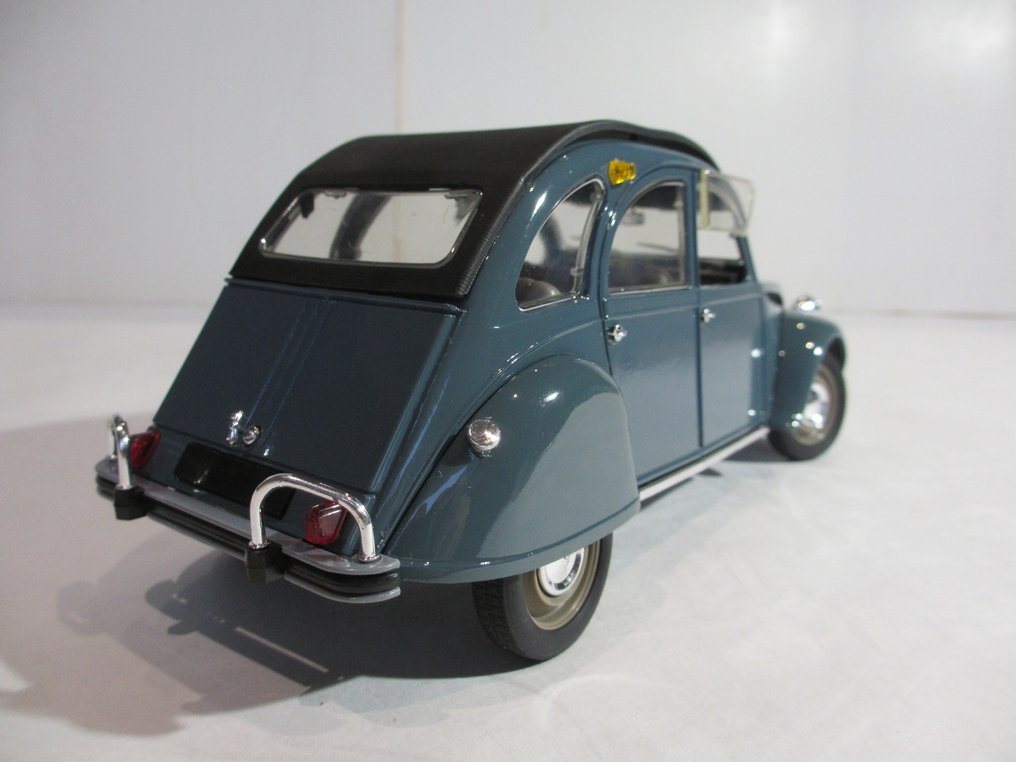 Solido 1:17 - 模型汽车 - Citroen 2 CV - Solido的非常古老且罕见的车辆，已经在市场上售罄很长时间了。 #3.2