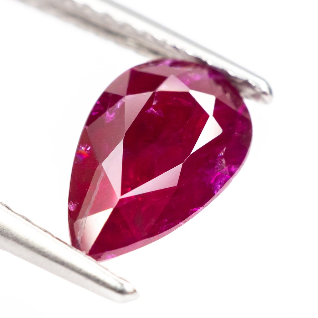 Zonder Minimumprijs Robijn - 1.54 ct - Bellerophon Gemlab - Deep Red (Mozambique) #2.1