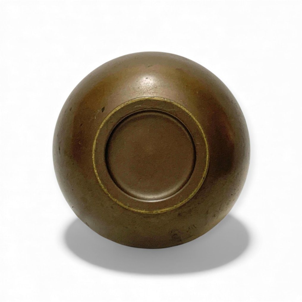 镶嵌富士山和鹤图案的铜花瓶——日本青铜金工 - 瓷 - 日本 - Shōwa period (1926-1989) #3.2