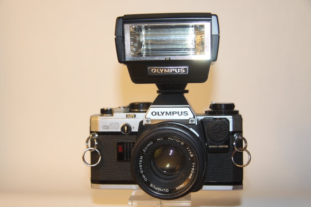 Olympus OM-10 + Zuiko Auto-S 1,8/50mm + flits | Egylencsés reflex fényképezőgép (SLR) #1.0
