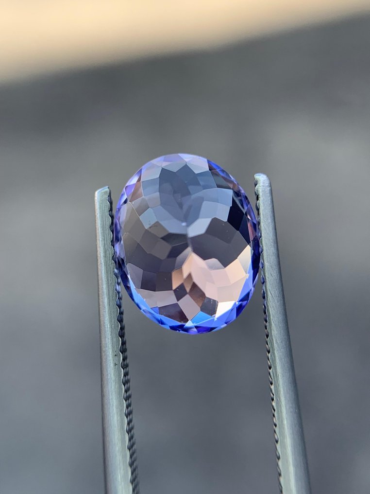 没有保留价 蓝色, 紫罗兰色 坦桑石  - 3.77 ct - 国际宝石研究院（IGI） #3.2