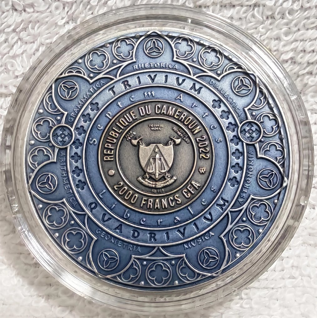 Kamerun. 2000 Francs CFA 2022 "Quadrivium" silver coin with selected gold gliding #1.0