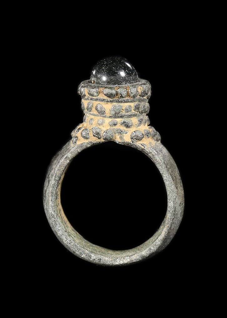 Bactrian Bronze Ring with Black Glass Bead  (No reserve price) #3.2