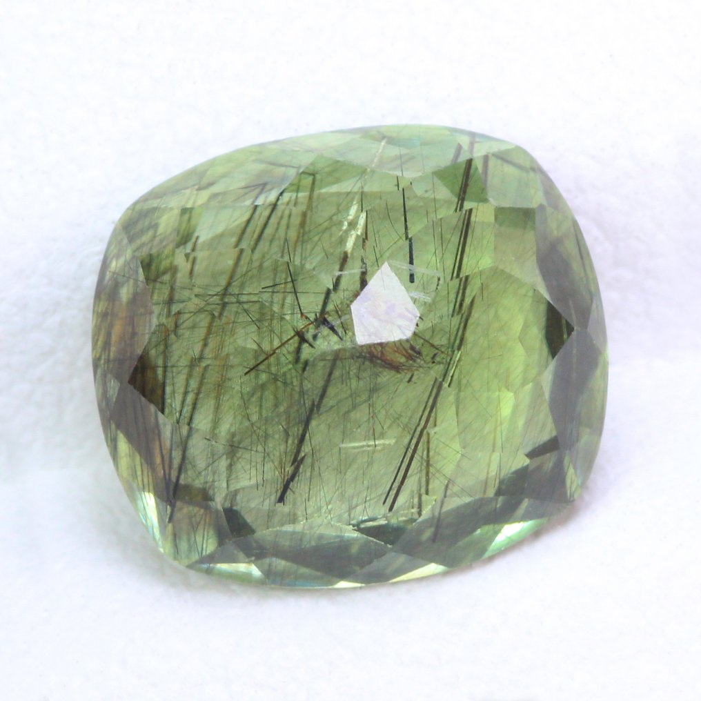 没有保留价 - 1 pcs 绿色, 黄色 橄榄石 - 4.87 ct - 国际有色宝石协会(ICA GemLab) - 稀有金红石!顶级光泽 #4.3