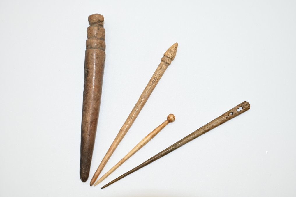 Bone Sewing set - 12 cm (No reserve price) #1.0