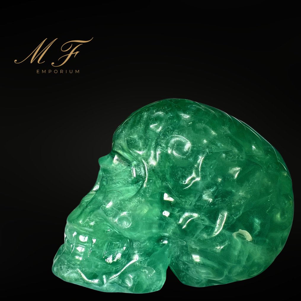 Magnificent skull in fluorite. Skulls - Height: 60 mm - Width: 80 mm- 450 g - (1) #3.2