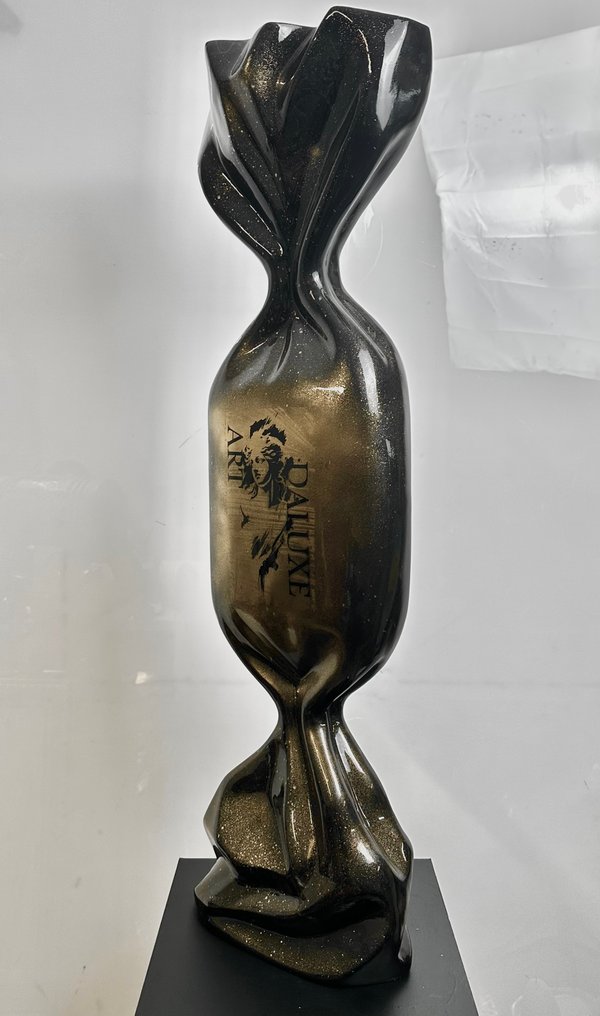 Daluxe Art - 1999 • Pop Art Candy Sculpture – Black & Gold Edition #2.1