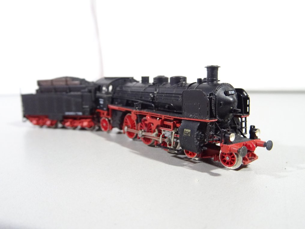 德國Arnold N - 2542 - 連煤水車的蒸汽火車 (1) - 牵引式蒸汽机，BR 18.5，2' C 1' 型，带烟发生器 - DRG #3.2