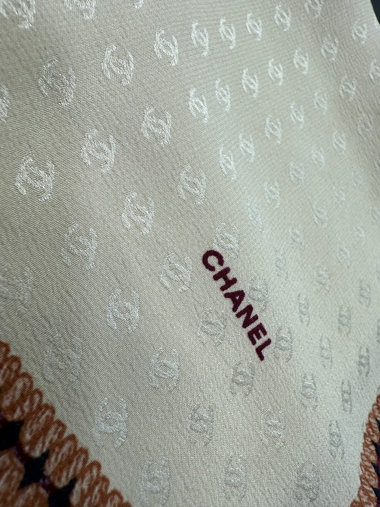Chanel - Fular #1.0