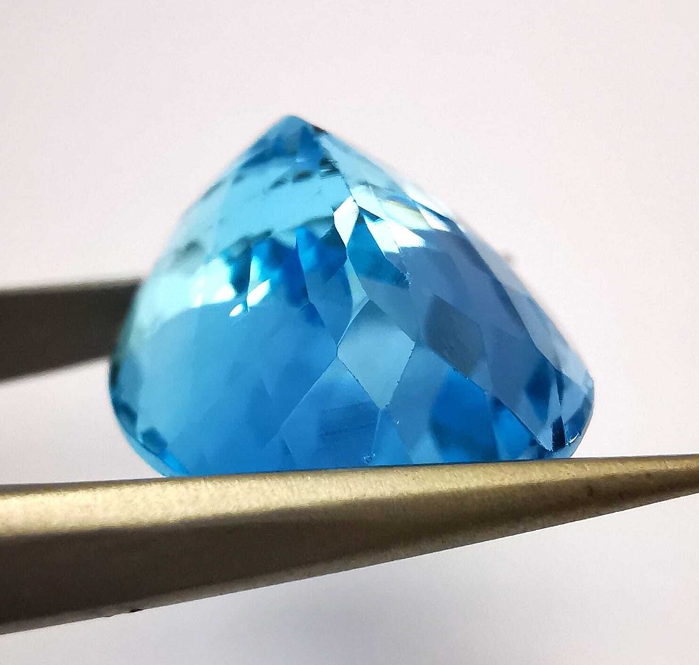 χωρίς τιμή ασφαλείας Τοπάζιο  - 28.26 ct - Antwerp Laboratory for Gemstone Testing (ALGT) - Έντονο Ζωντανό Μπλε #4.3