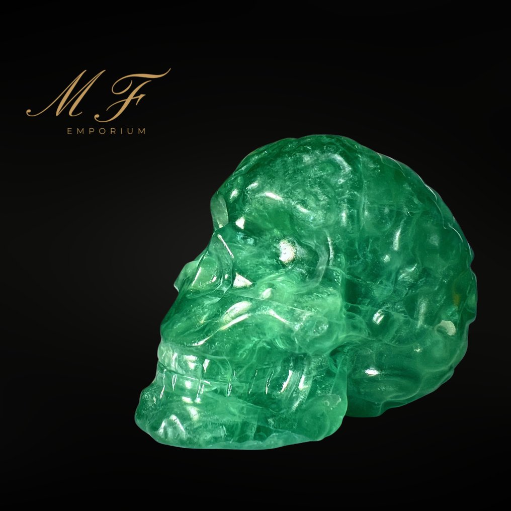 Magnificent skull in fluorite. Skulls - Height: 60 mm - Width: 80 mm- 450 g - (1) #4.3