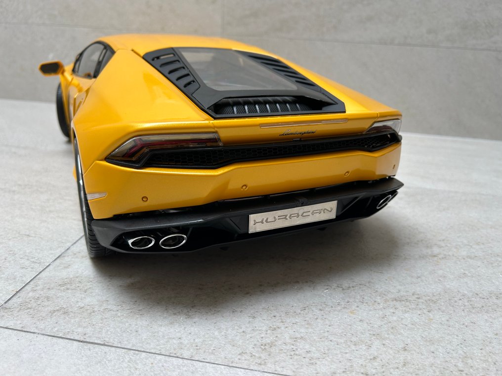 Pocher 1:8 - 模型汽车 - Lamborghini Huracan #3.2